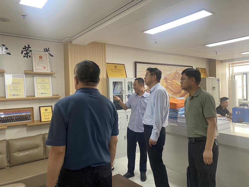 慶陽市委常委、統戰部部長張希岳調研甘肅信合工程設計有限公司：精準把脈助發展 精準服務促跨越